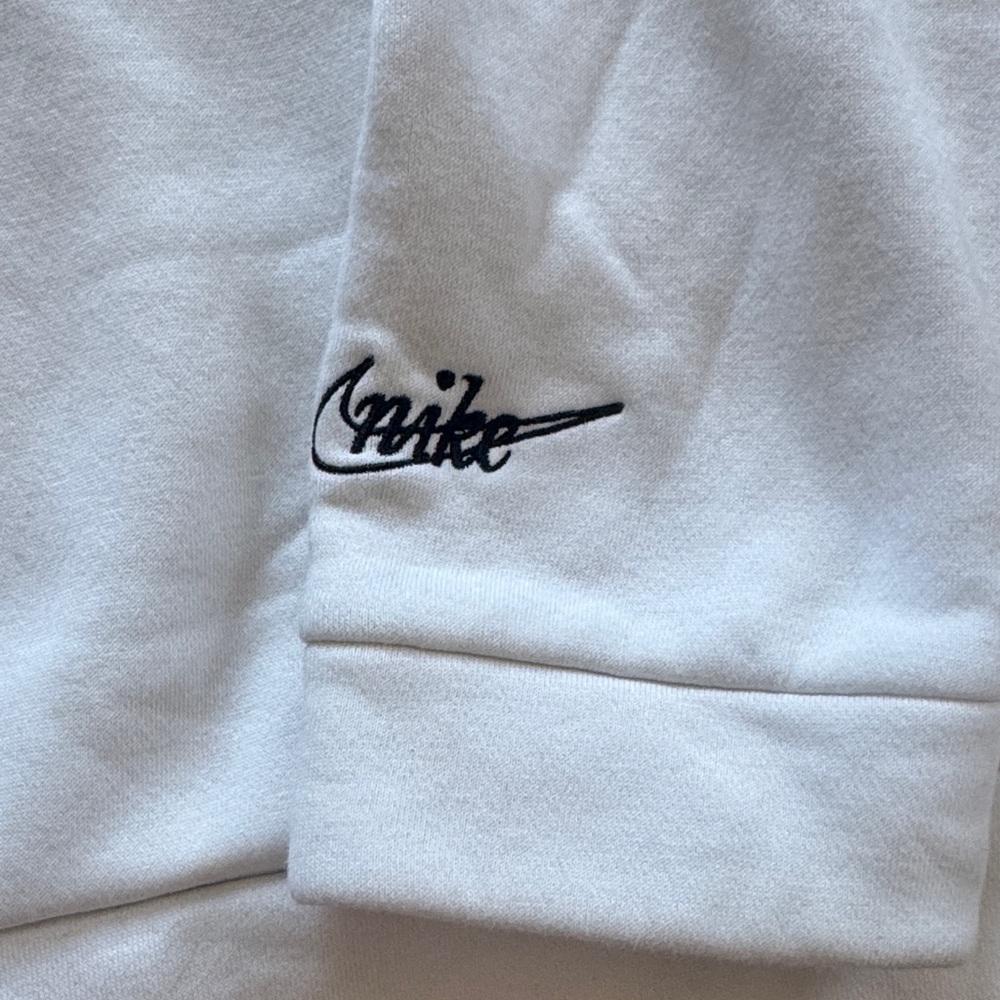 Nike White and Green Hoodie - Picture 4 of 7